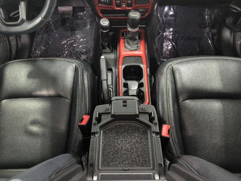Used 2021 Jeep Wrangler Unlimited Sport AWD/4WD image 17