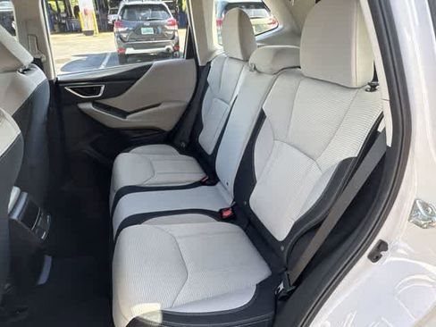 Used 2023 Subaru Forester AWD/4WD image 17