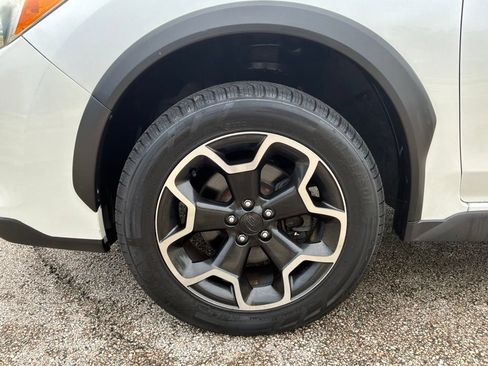 Used 2014 Subaru Crosstrek 2.0i Premium AWD/4WD image 11
