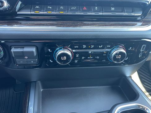 New 2026 GMC Sierra 1500 Elevation w/ Preferred Package image 15