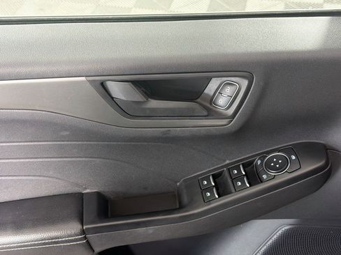 Used 2025 Ford Escape Active FWD image 15