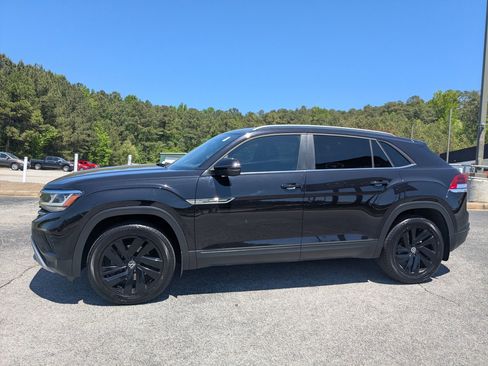 Used 2020 Volkswagen Atlas Cross Sport SE w/ Towing Package FWD image 8