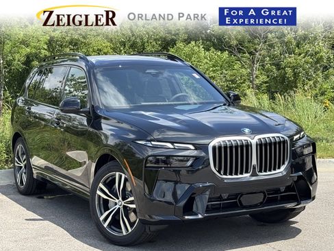 Used 2026 BMW X7 xDrive40i w/ M Sport Package image 1