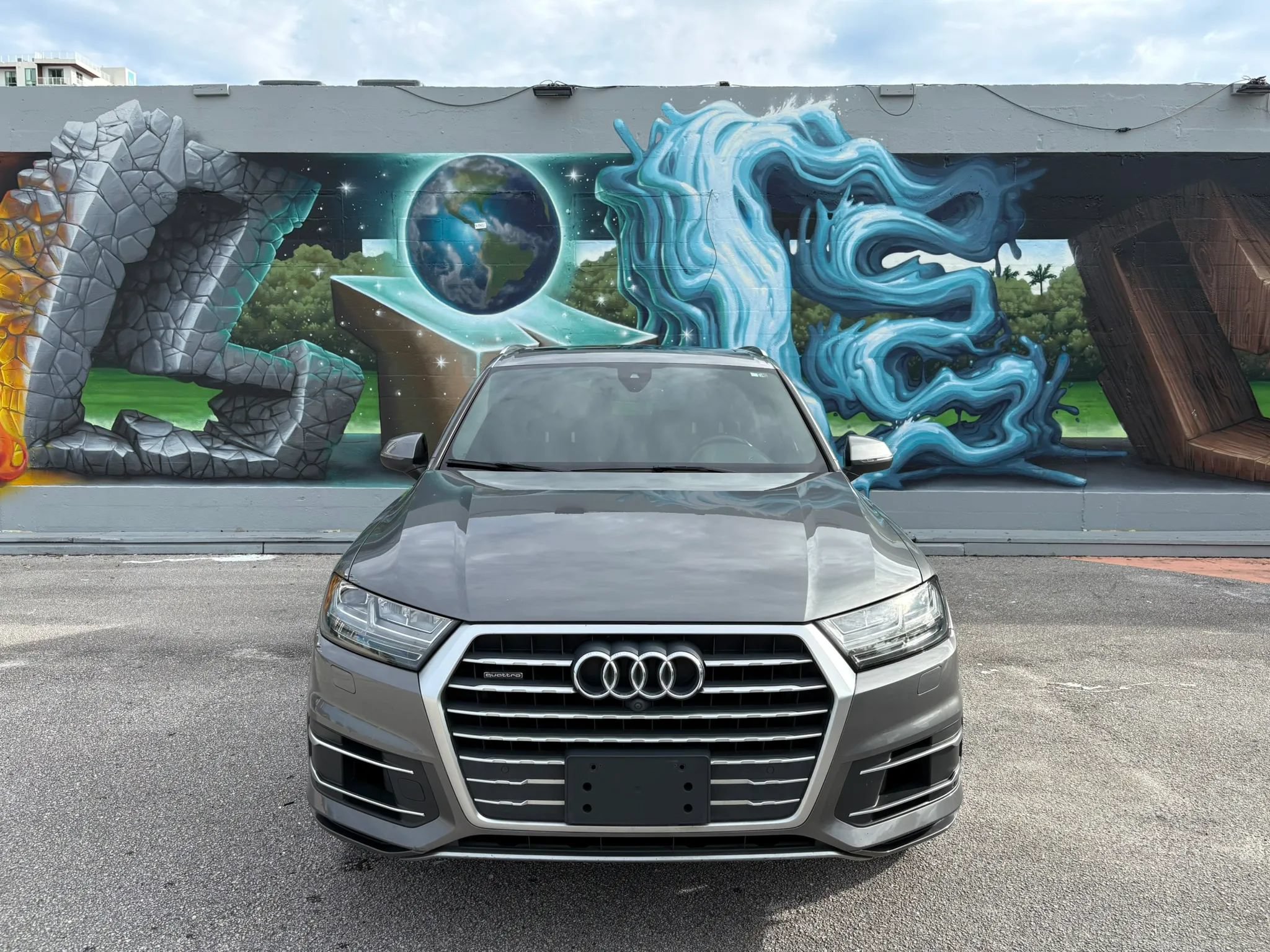 Used 2017 Audi Q7 3.0T Premium Plus w/ Premium Plus Package AWD/4WD image 3