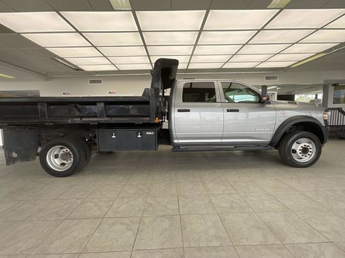 Used 2019 RAM 5500 Tradesman w/ Payload Upgrade Package AWD/4WD image 4