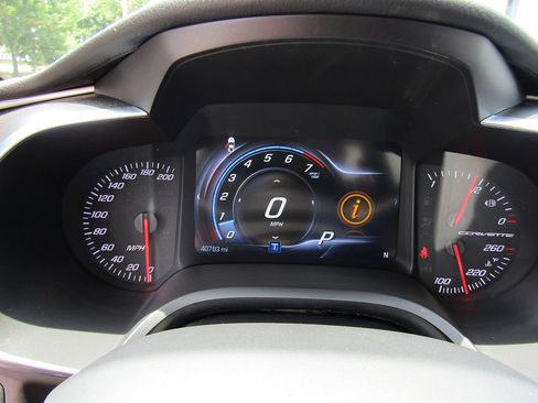 Used 2018 Chevrolet Corvette Grand Sport RWD image 18