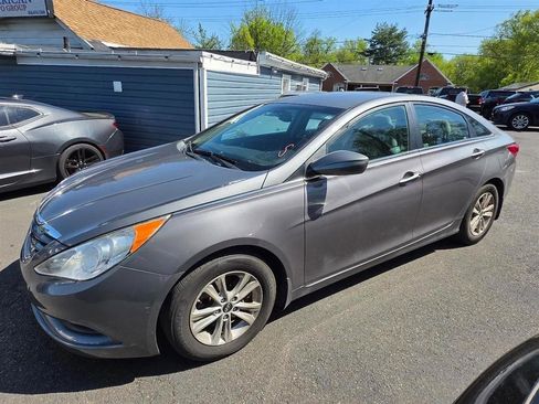 Used 2013 Hyundai Sonata GLS image 2