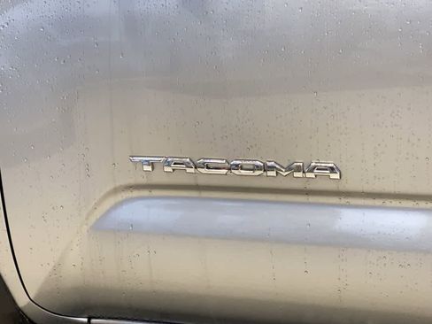 Certified 2023 Toyota Tacoma TRD Off-Road w/ Advanced Technology Package image 11