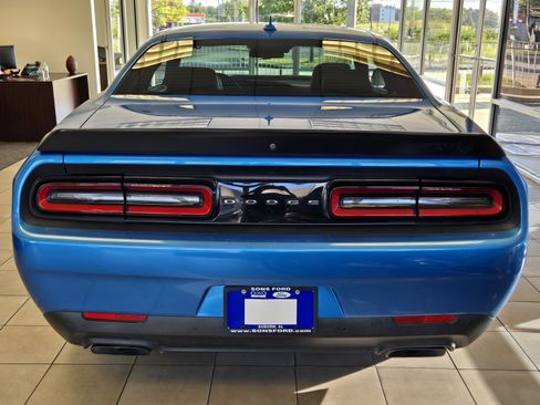 Used 2023 Dodge Challenger SRT Hellcat image 7