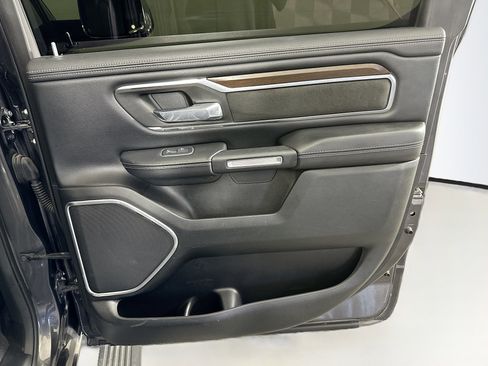 Used 2022 RAM 1500 Laramie AWD/4WD image 29