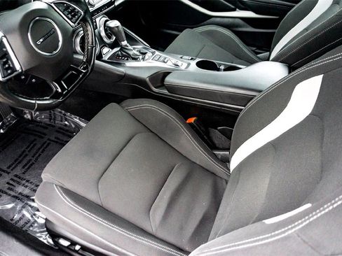 Used 2023 Chevrolet Camaro LT image 14