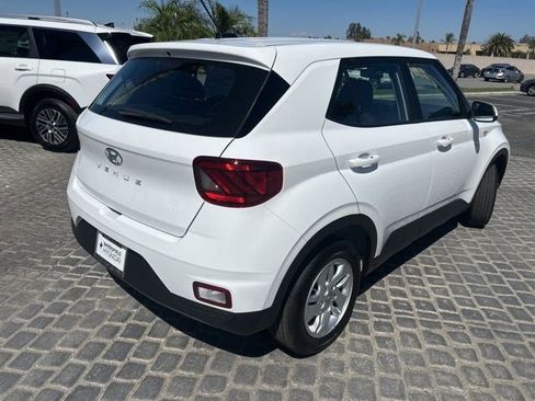 New 2026 Hyundai Venue SE FWD image 4