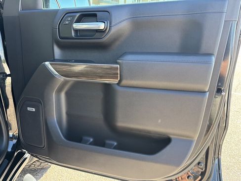 Used 2020 Chevrolet Silverado 1500 LT Trail Boss AWD/4WD image 36