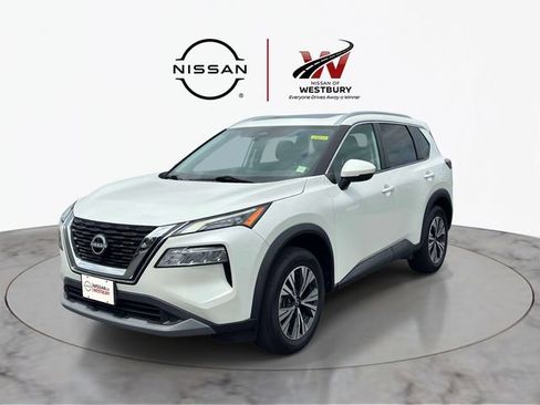 Used 2022 Nissan Rogue SV w/ SV Premium Package AWD/4WD image 4