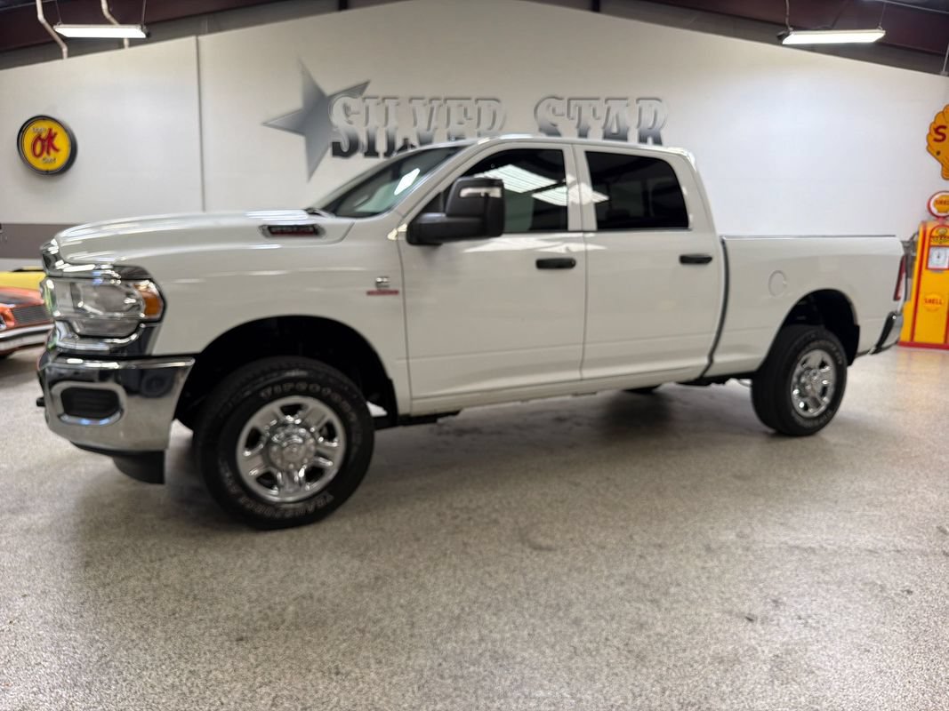 Used 2023 RAM 2500 Tradesman AWD/4WD image 1