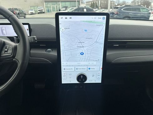 Certified 2024 Ford Mustang Mach-E Select image 30