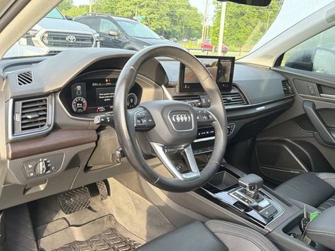 Used 2023 Audi Q5 2.0T Premium Plus w/ Premium Plus Package AWD/4WD image 10