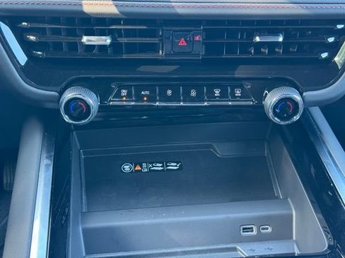 New 2026 Chevrolet Tahoe RST AWD/4WD image 17