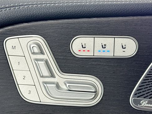 Used 2021 Mercedes-Benz GLS 580 4MATIC image 27