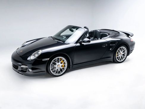 Used 2011 Porsche 911 Turbo AWD/4WD image 2
