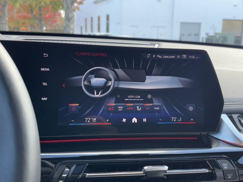 Certified 2025 BMW X1 xDrive28i w/ Technology Package image 29