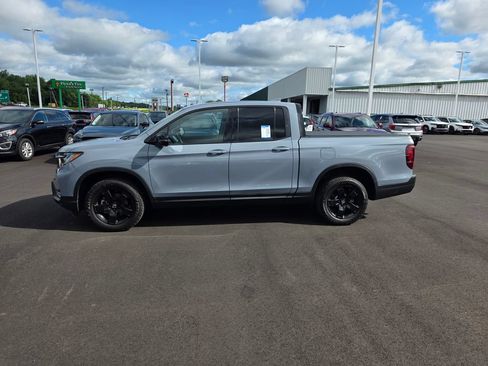 Certified 2025 Honda Ridgeline Black Edition image 6
