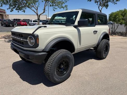 New 2025 Ford Bronco 2-Door AWD/4WD image 1