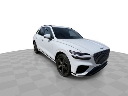 Used 2025 Genesis GV70 3.5T Sport w/ Sport Advanced Package AWD/4WD image 4