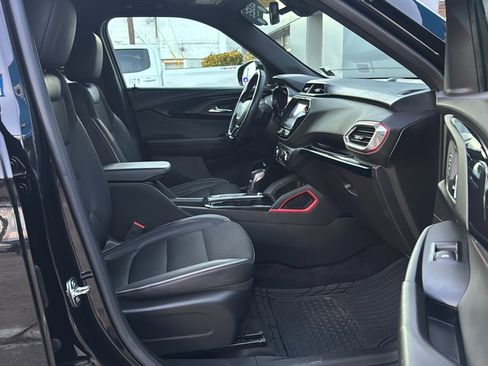 Used 2023 Chevrolet TrailBlazer RS w/ Sun and Liftgate Package image 20