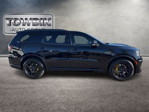 Used 2024 Dodge Durango SRT image 3