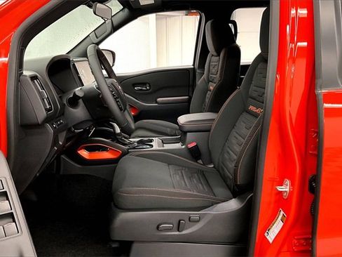 New 2025 Nissan Frontier PRO-4X image 9