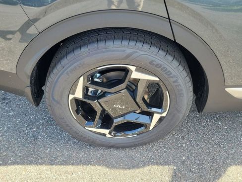 New 2026 Kia Sportage EX FWD image 39