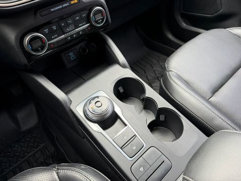 Used 2021 Ford Escape SEL image 26