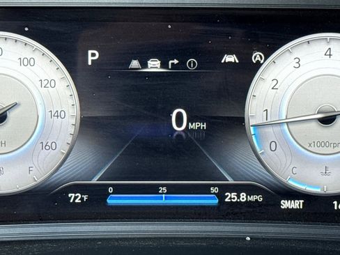 Used 2023 Hyundai Kona Limited w/ Cargo Package AWD/4WD image 30