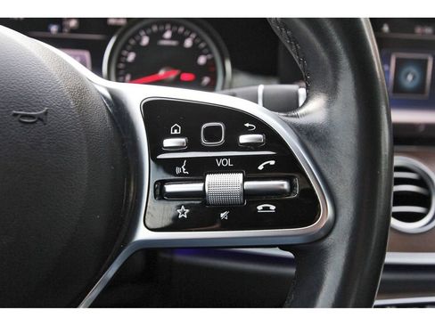 Used 2019 Mercedes-Benz E 300 image 20