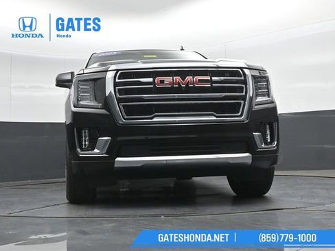 Used 2023 GMC Yukon SLT w/ SLT Premium Package AWD/4WD image 47