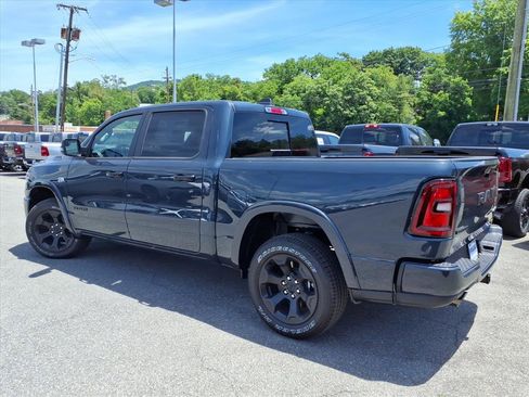 New 2026 RAM 1500 Big Horn AWD/4WD image 6