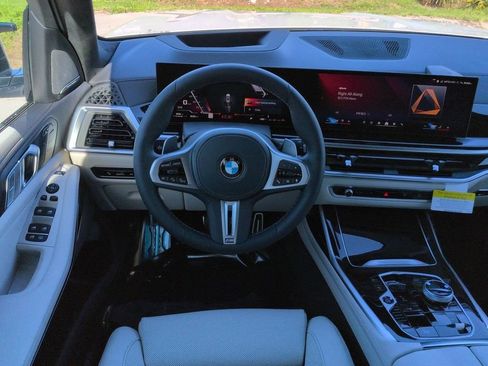 New 2027 BMW X7 M60i AWD/4WD image 16