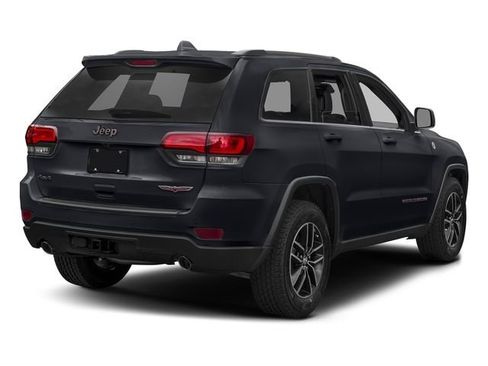 Used 2017 Jeep Grand Cherokee Trailhawk w/ Trailhawk Luxury Group AWD/4WD image 4