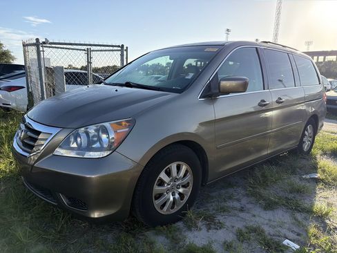 Used 2010 Honda Odyssey EX-L image 3