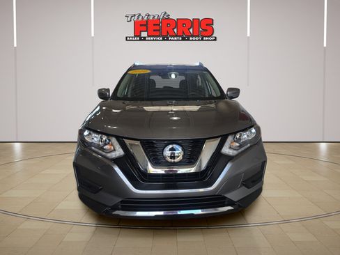 Used 2019 Nissan Rogue SV AWD/4WD image 2
