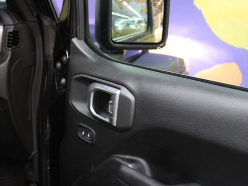Used 2022 Jeep Wrangler Unlimited Sport w/ Xtreme Recon 35" Tire Package AWD/4WD image 11
