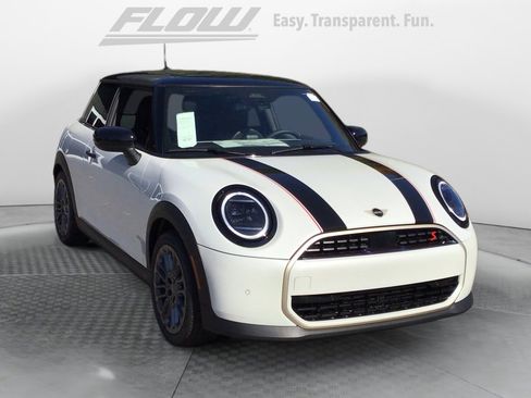 New 2026 MINI Cooper S image 1