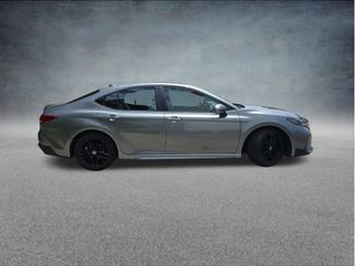 Used 2025 Toyota Camry SE w/ Convenience Package FWD video 2