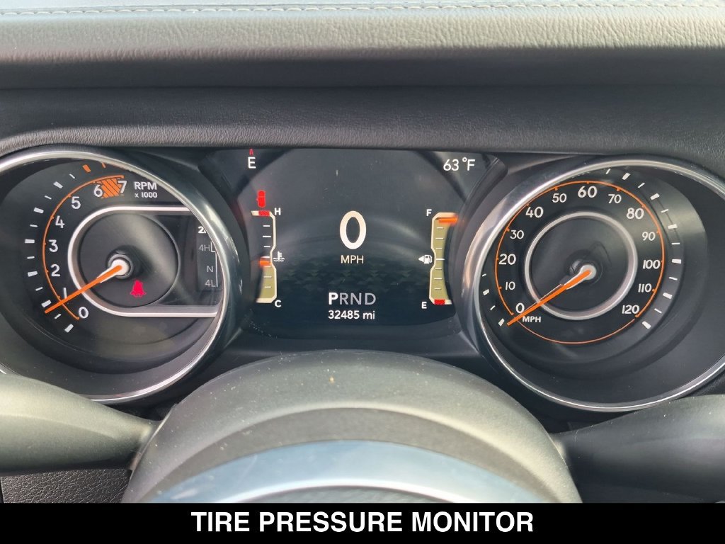 Used 2019 Jeep Wrangler Unlimited Sahara AWD/4WD image 22