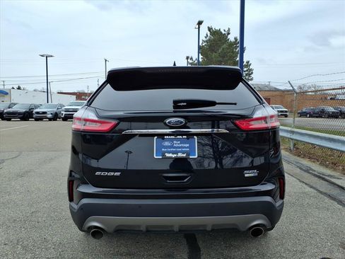 Used 2019 Ford Edge SEL w/ Equipment Group 201A image 7