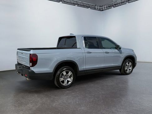 Used 2024 Honda Ridgeline RTL image 3