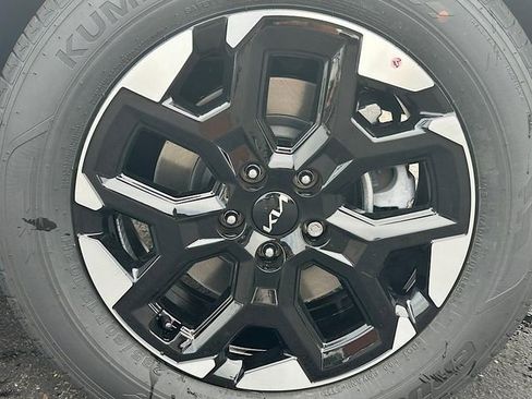 New 2025 Kia Sorento S image 26