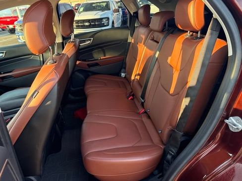 Used 2016 Ford Edge Titanium w/ Equipment Group 302A FWD image 27