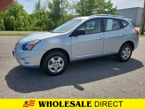 Used 2015 Nissan Rogue S w/ Convenience Package FWD image 1